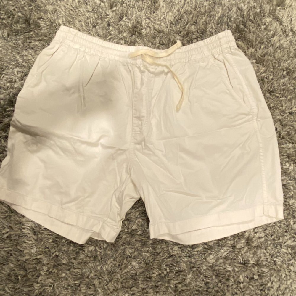 Jcrew white khakis 7 inch inseam,